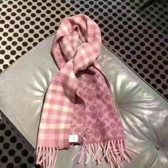 Coach wool scarf NWT pink - Picture 4 of 5